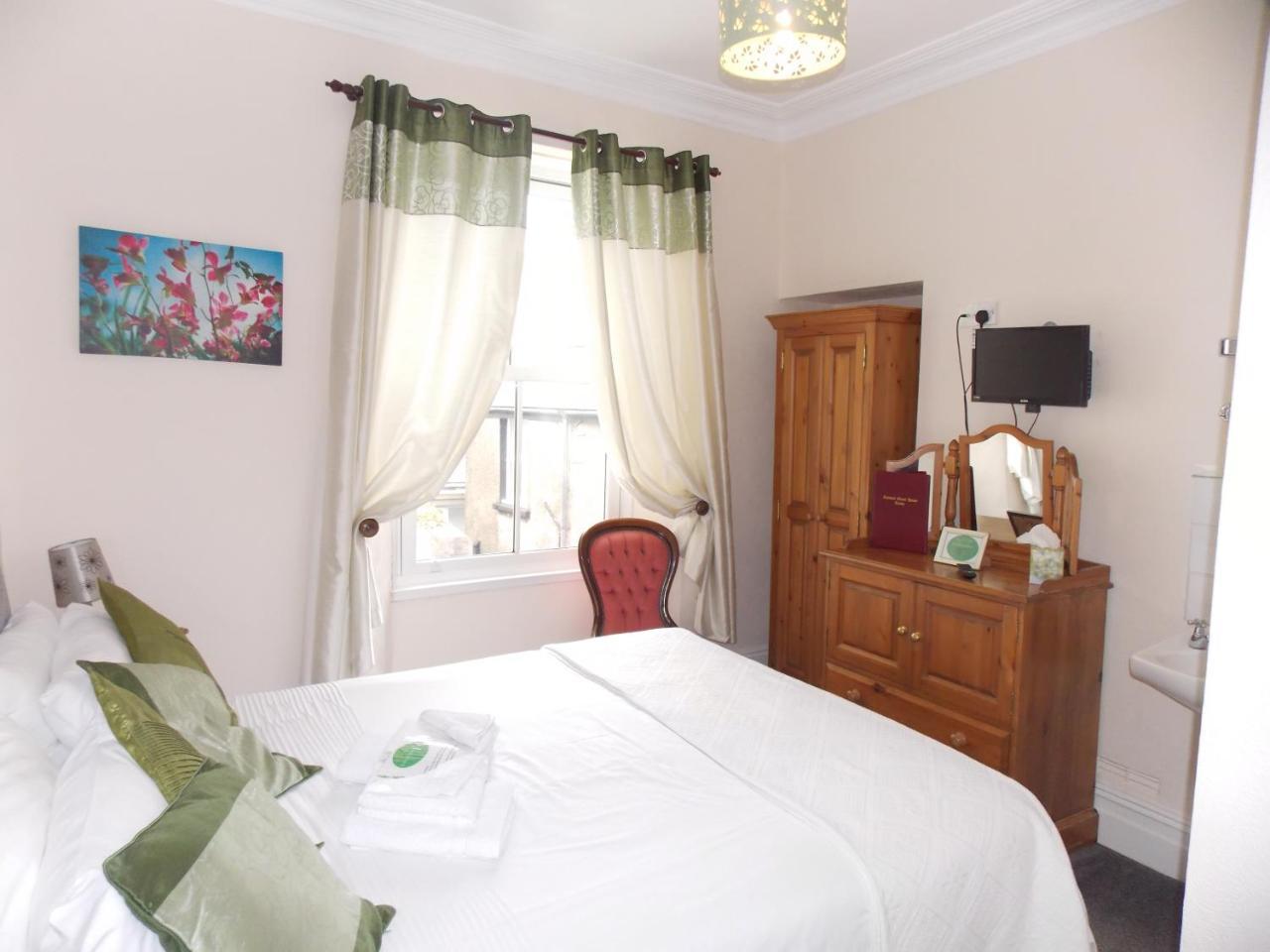 Ivy Bank Guest House Tenby Εξωτερικό φωτογραφία