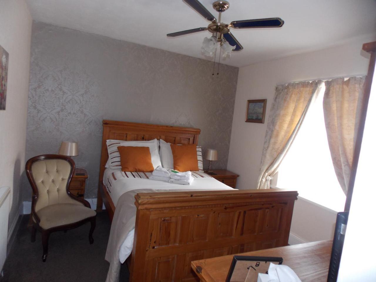 Ivy Bank Guest House Tenby Εξωτερικό φωτογραφία