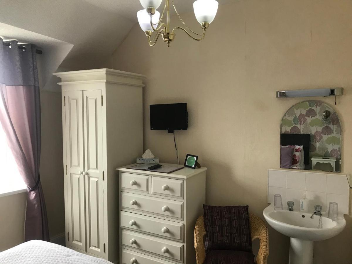 Ivy Bank Guest House Tenby Εξωτερικό φωτογραφία